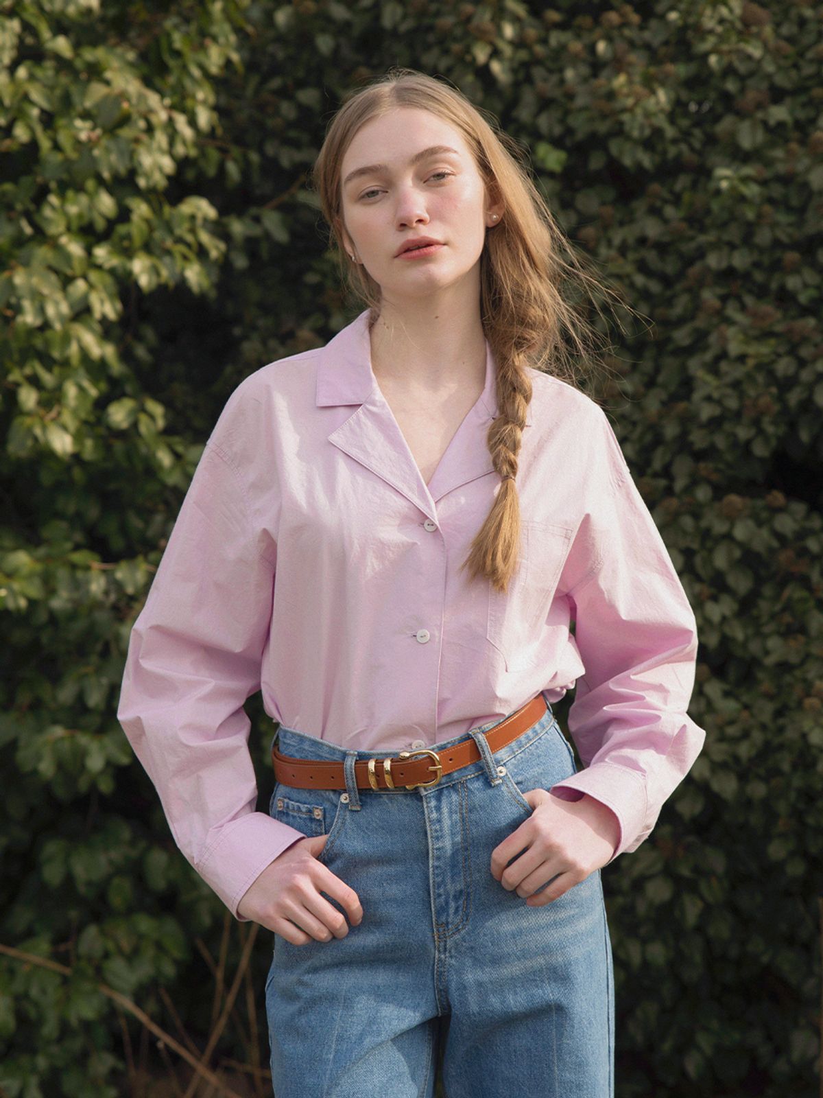 르니나(LENINA) HESTIA v neck shirt_LAVENDER