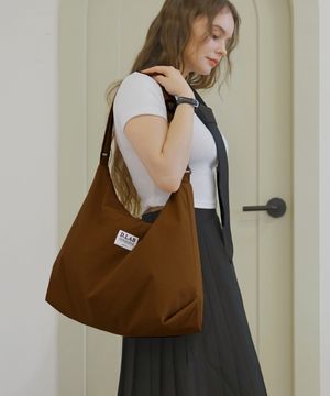 아토레 숄더 크로스백 - Brown