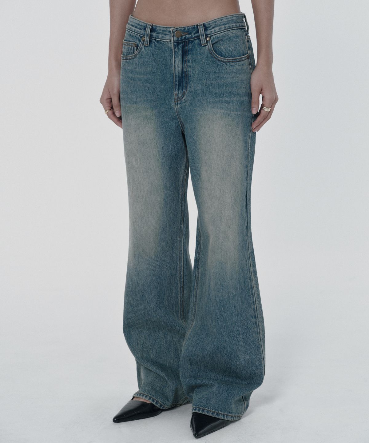 스웨이드(SUADE) VINTAGE BOOTCUT DENIM [BLUE]