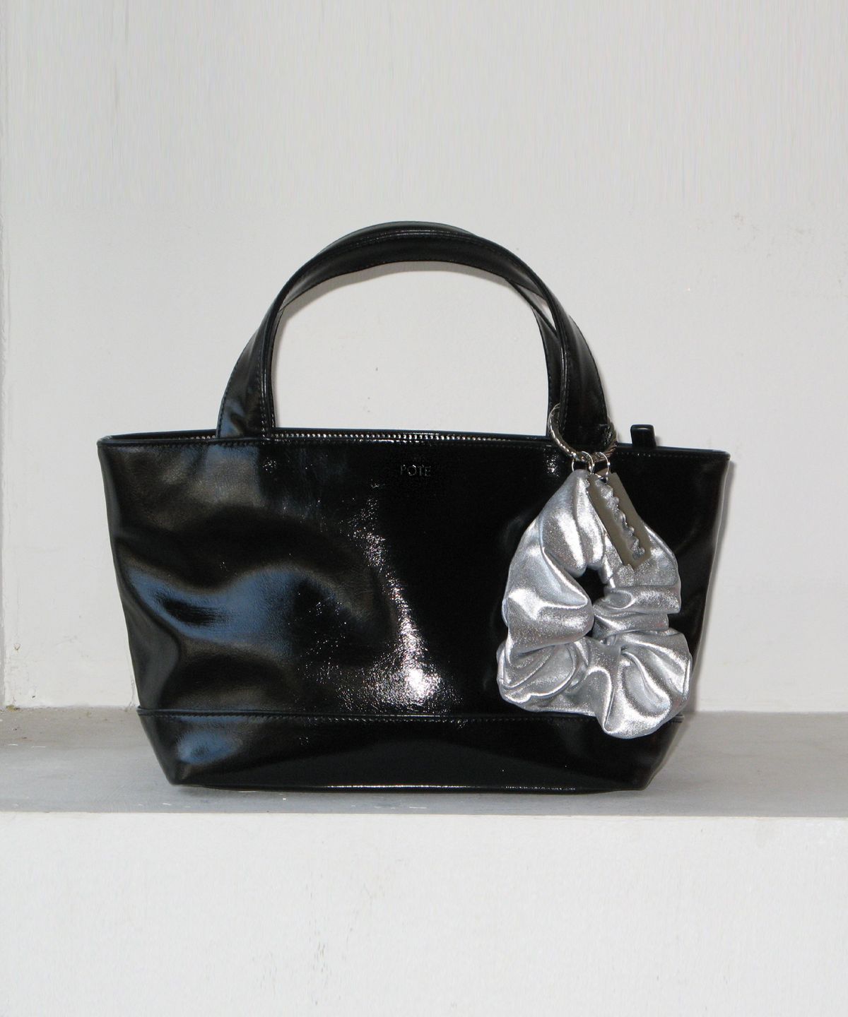 포테(POTE) [4차리오더:바로출고] 0001 Peasy Bag_Black
