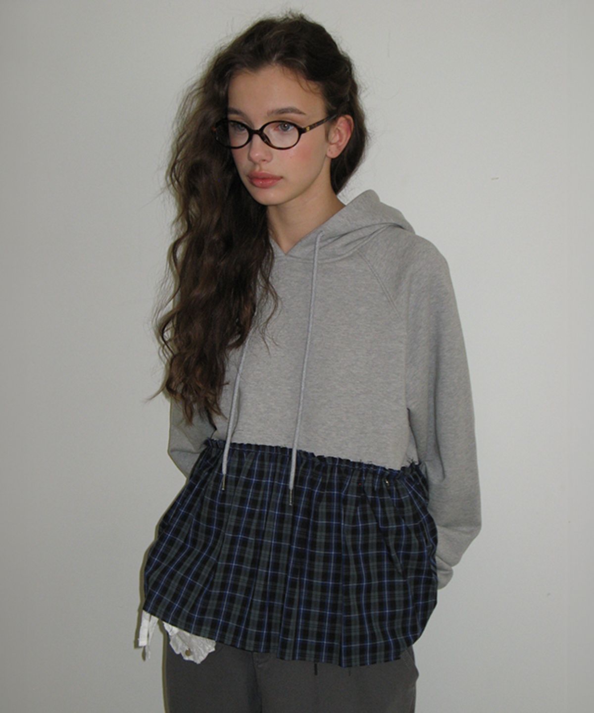 론론(RONRON) PENDANT CHECK CANCAN FRILL HOODIE GREY