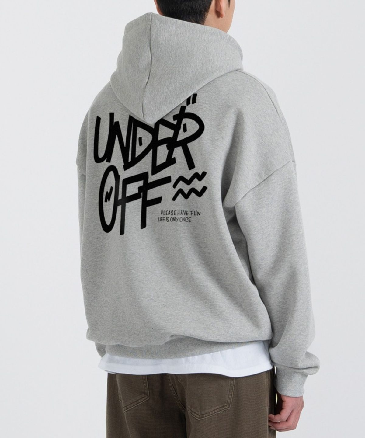 언더오프(UNDEROFF) 오버핏 스웨트 후디 그래피티 백로고 그레이