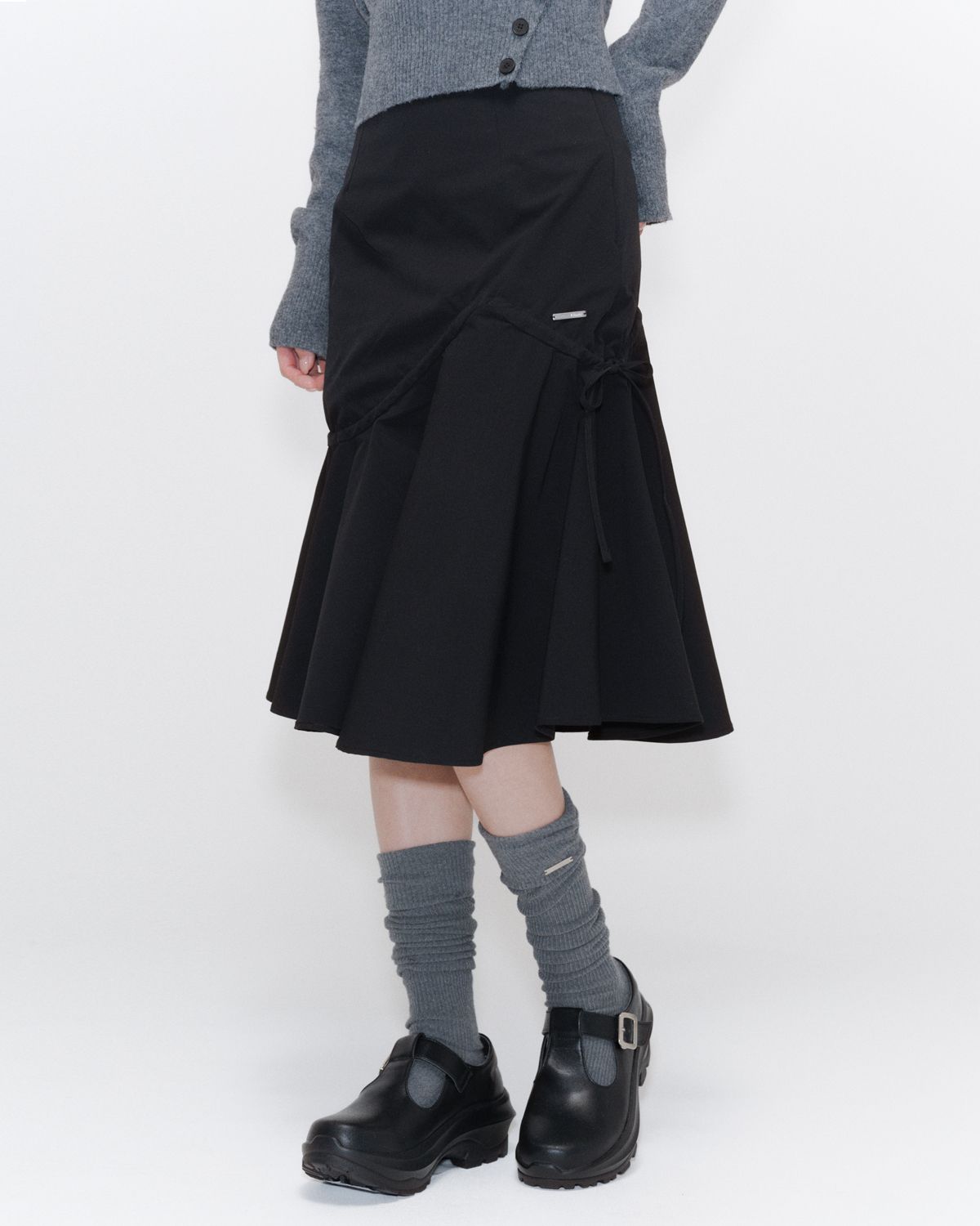 ◆MISEKI SEOUL◆ Shirring ruffle midi skirt BLACK MSK251SK02 MUSINSA | MISEKI SEOUL Shirring ruffle midi skirt BLACK