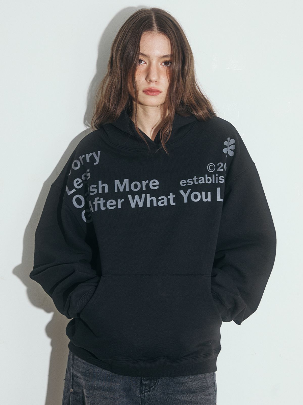 오피쉬(OAFISH) WORRY LESS HOODIE, BLACK
