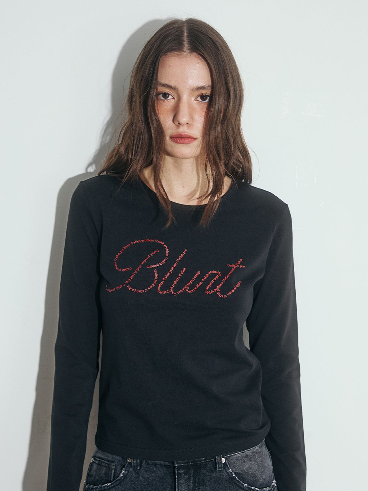 오피쉬(OAFISH) BLURT LETTERING LONG SLEEVE, BLACK