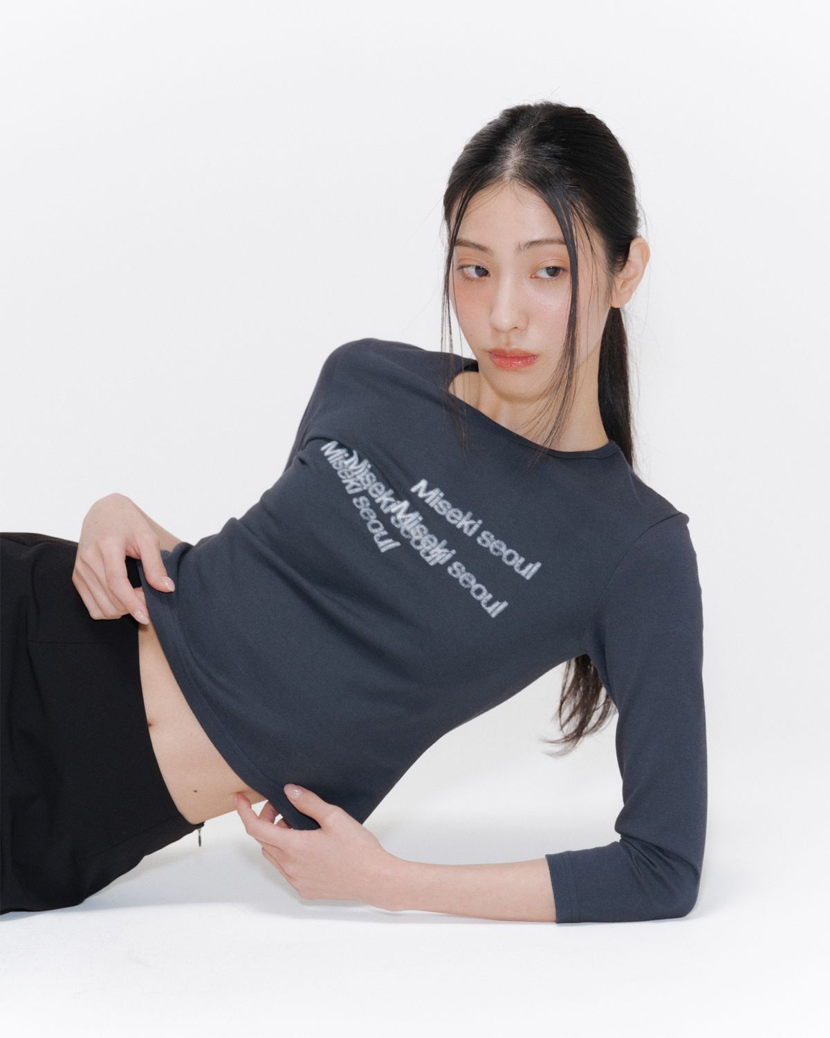 【Miseki SEOUL】25ss Dust logo long sleeves MUSINSA | MISEKI SEOUL Dust logo long sleeves CHARCOAL