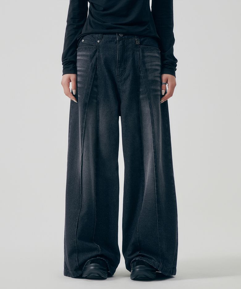 Structured Pin-Tuck Denim Pants [ Black ]