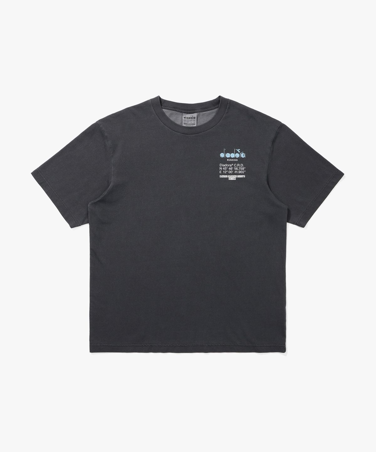 디아도라(diadora) 가먼트다잉 그래픽 반팔 티셔츠 GREY