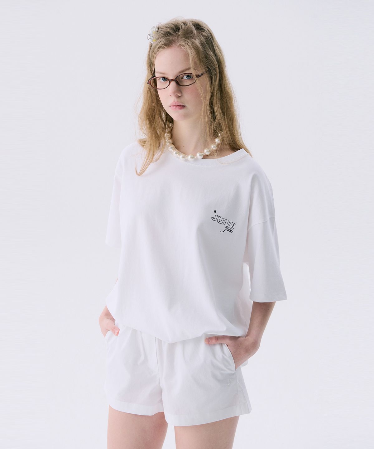 준준스페이스(JUNEJUNE SPACE) VOL11.Basic Logo T_White(VOL11.베이직로고T_화이트)