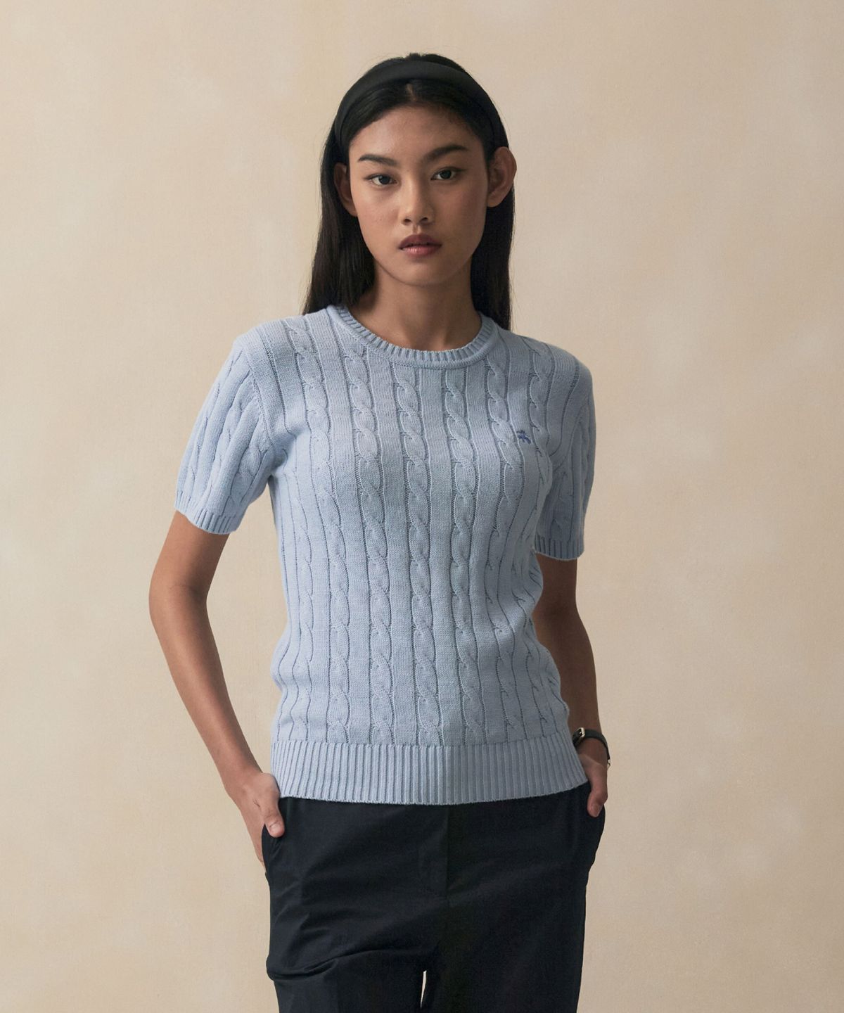 브룩스 브라더스(BROOKS BROTHERS) [여성] 코튼 케이블 크루넥 반팔 스웨터 (라이트블루) (BBWRWB201ALFM)