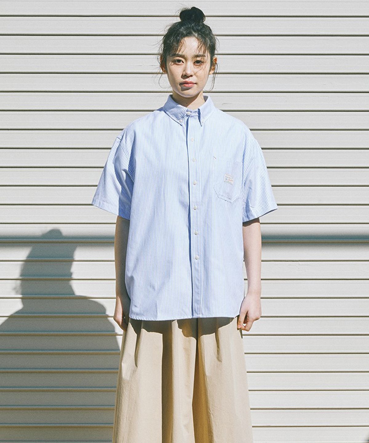컬럼비아 유니버시티(COLUMBIA UNIVERSITY) SL-LABEL ONE POCKET OXFORD S/S SHIRTS 블루스트라이프