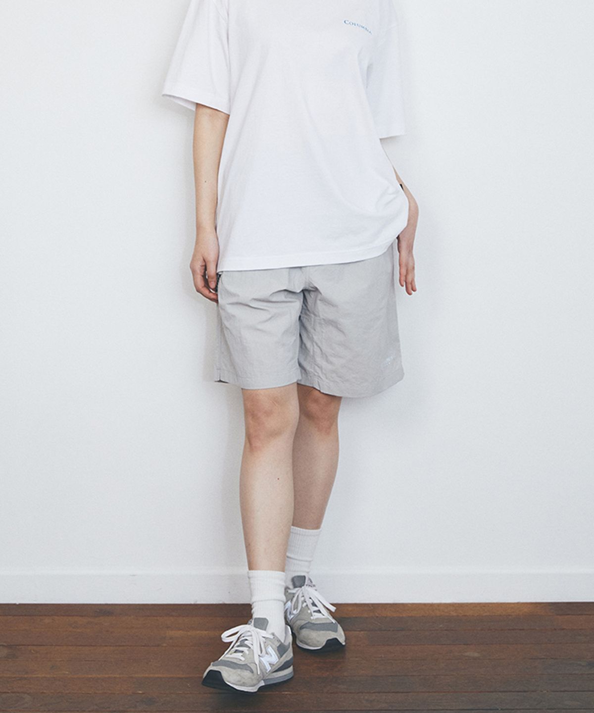 컬럼비아 유니버시티(COLUMBIA UNIVERSITY) CU SIG LOGO REGULAR FIT BASIC SHORTS PANTS 라이트그레이