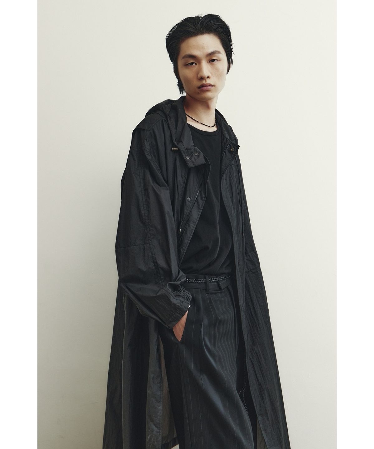 유스(YOUTH) Convertible Windbreaker Coat - Black