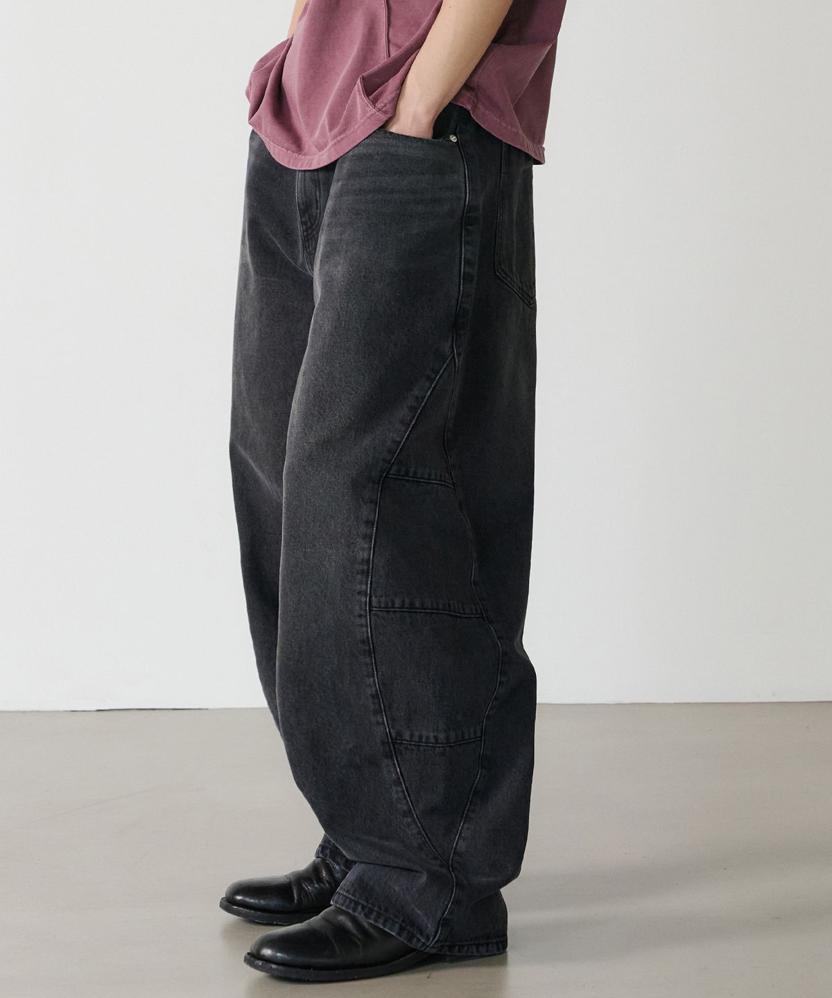 노운(NOUN) sharp corn denim pants (black)