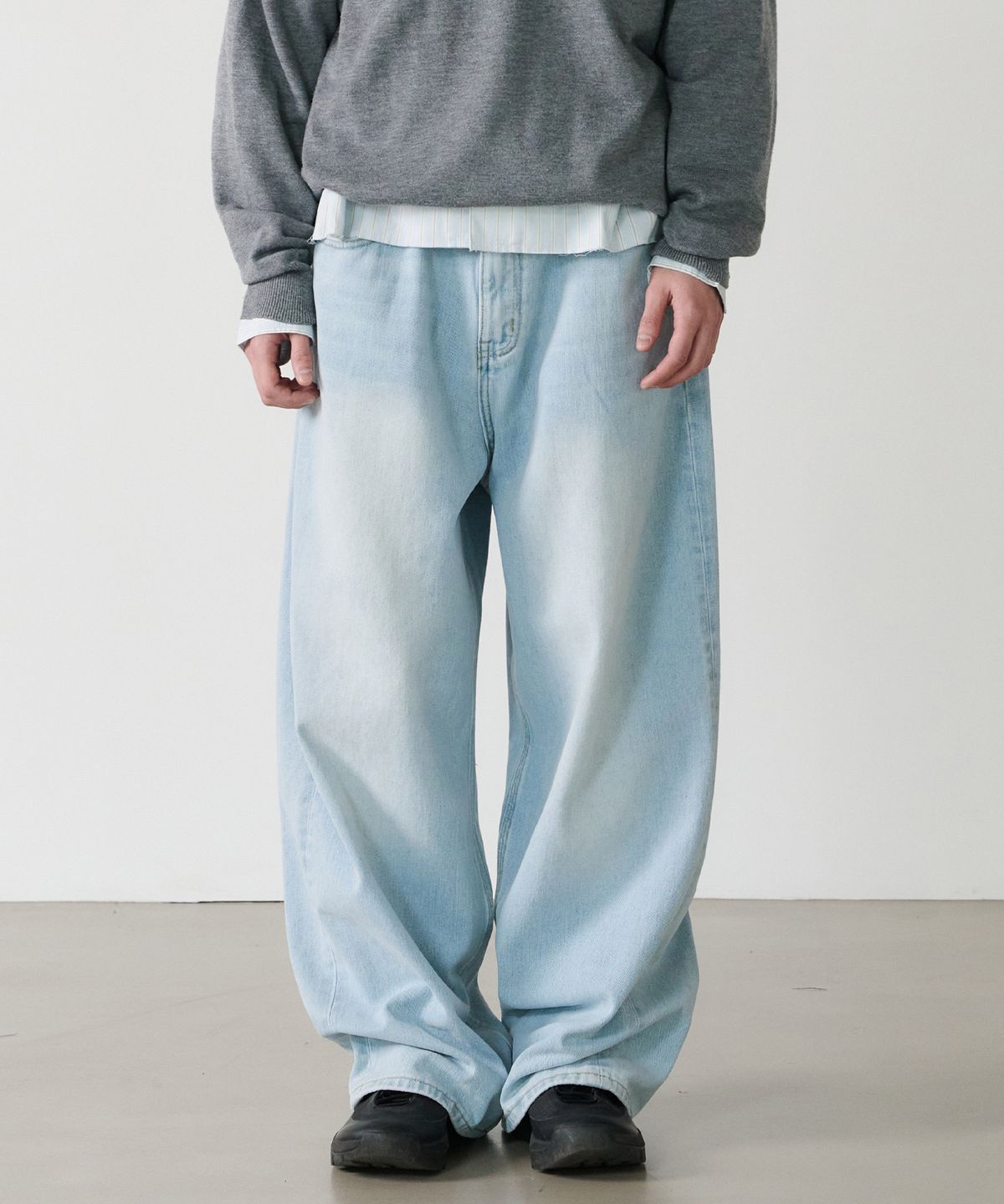 노운(NOUN) wide denim pants (light blue)