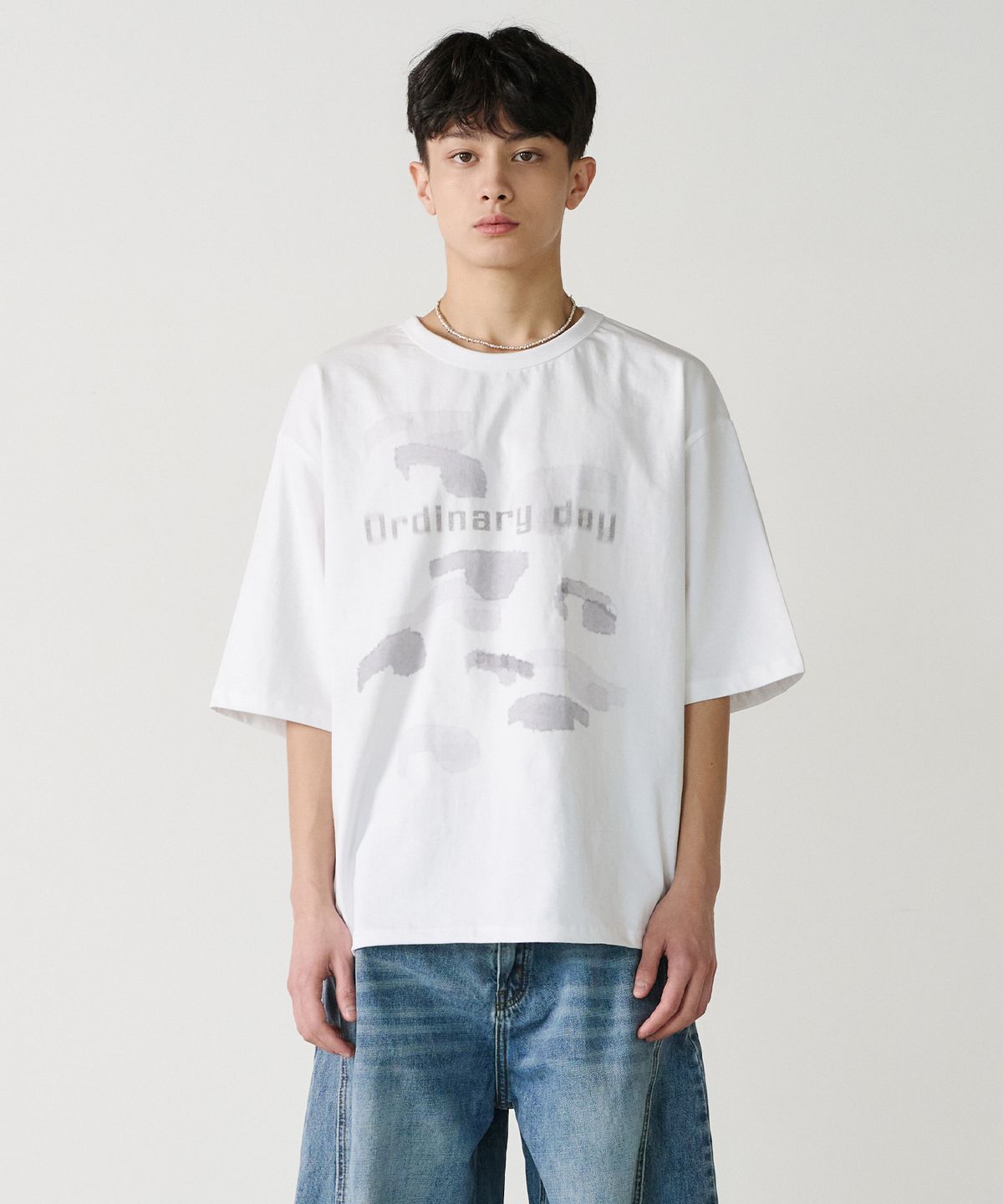 노운(NOUN) ordinary eyes T-shirts (white)