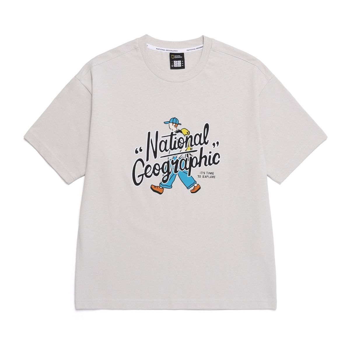 내셔널지오그래픽(NATIONALGEOGRAPHIC) N252UTS904 트레져 컨셉 워커 그래픽 세미오버핏 H/TEE ICE GREY