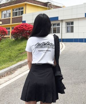 [WOMEN] M-Logo 그래픽 반팔 티셔츠 (JR5TSF173WH)