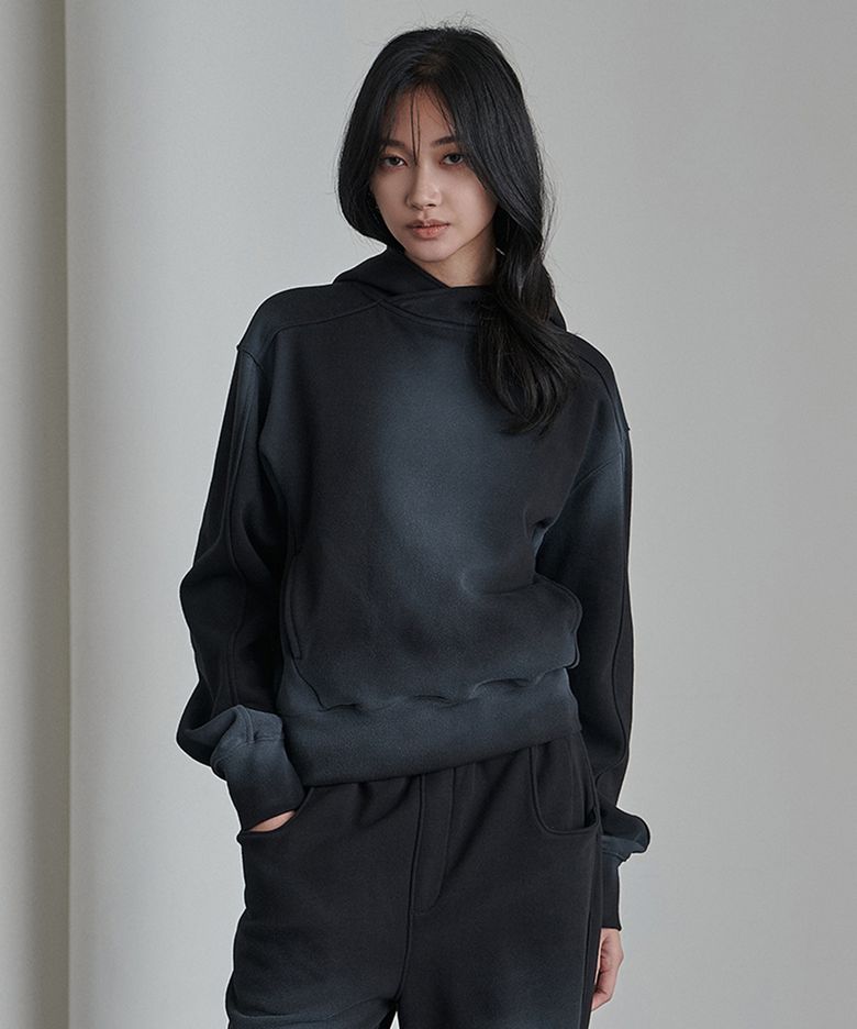 Variation Spray Washed Crop Hoodie Black