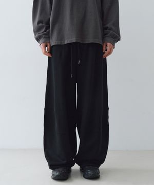 3D 벌룬 스웨트팬츠 (블랙)