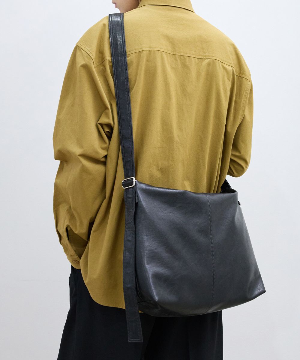 早割クーポン！ MUSINSA | MADGOAT Hobo Leather Cross Shoulder Bag_Black バッグ