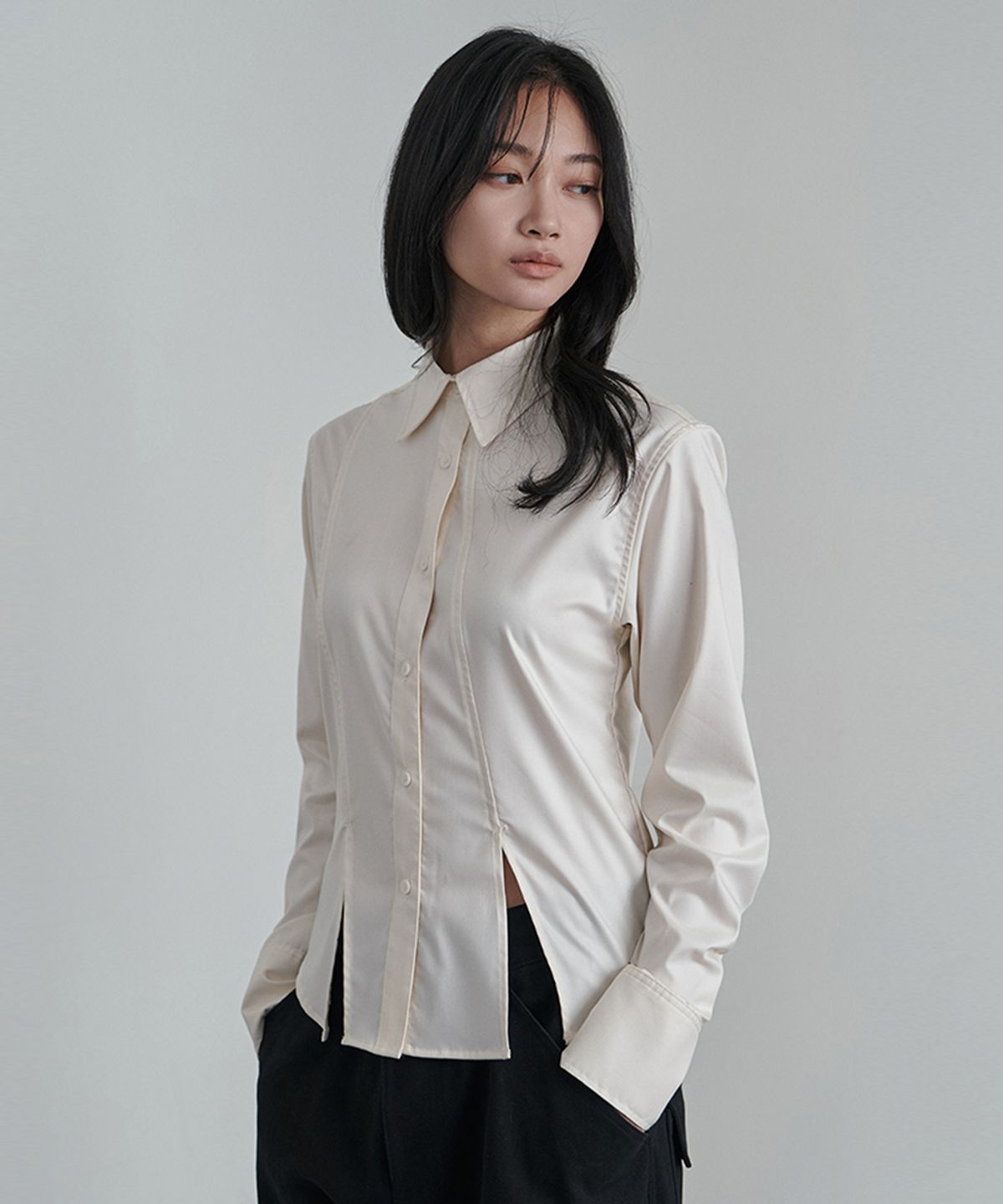 이예(YIYAE) Sienne Slitline Slim Shirt Ivory
