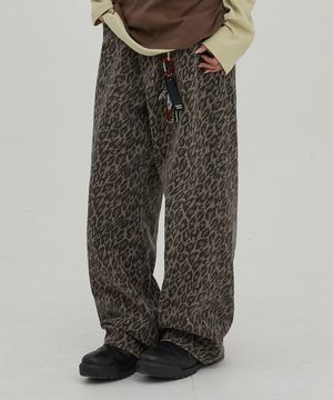 HD 체인 자수 데님 팬츠 레오파드