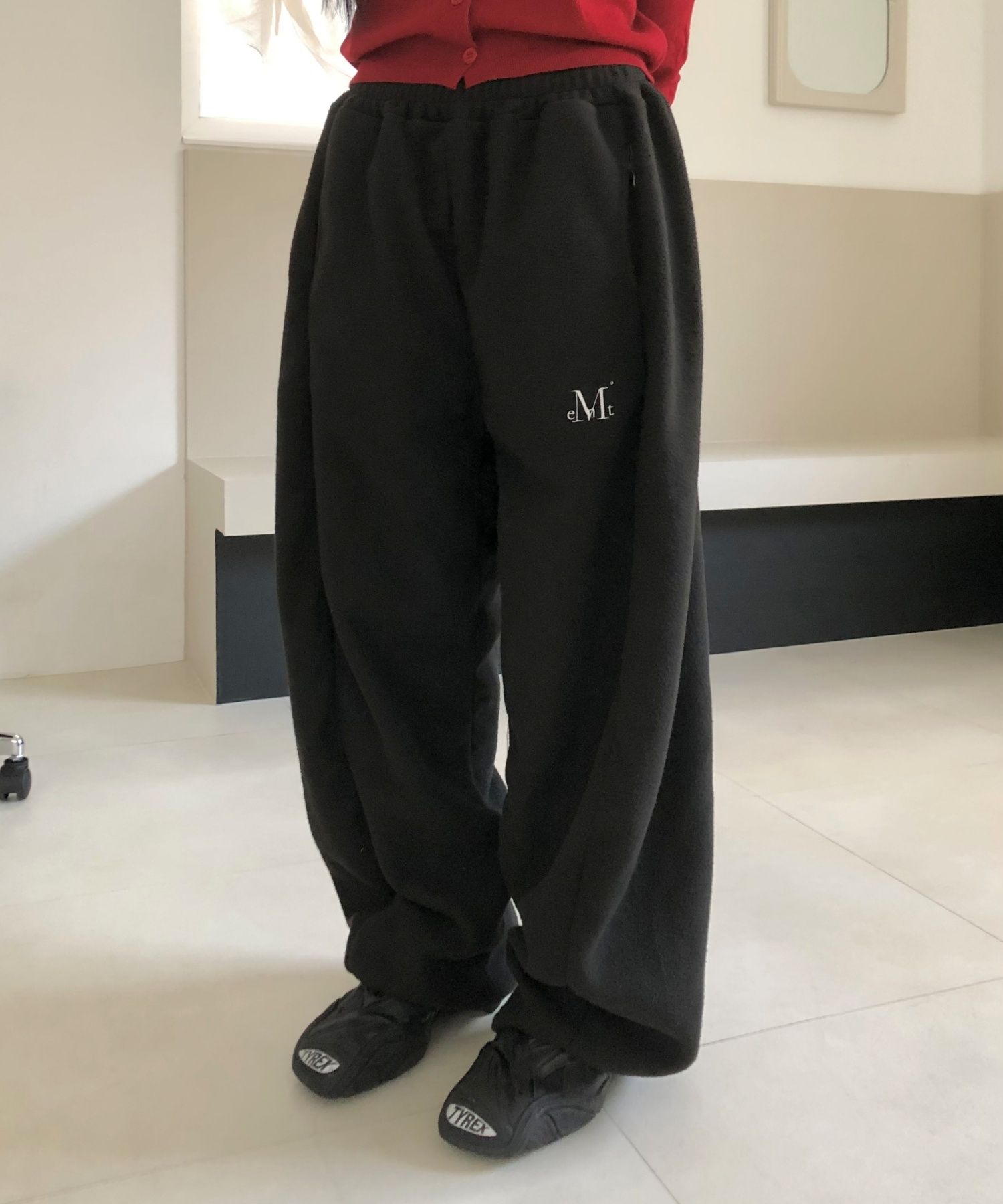 ★MUCENT★ Pinter Wide Curved Snap Fleece Sweatpants Unisex MUSINSA | MUCENT Pinter Wide Curved Snap Fleece Sweatpants