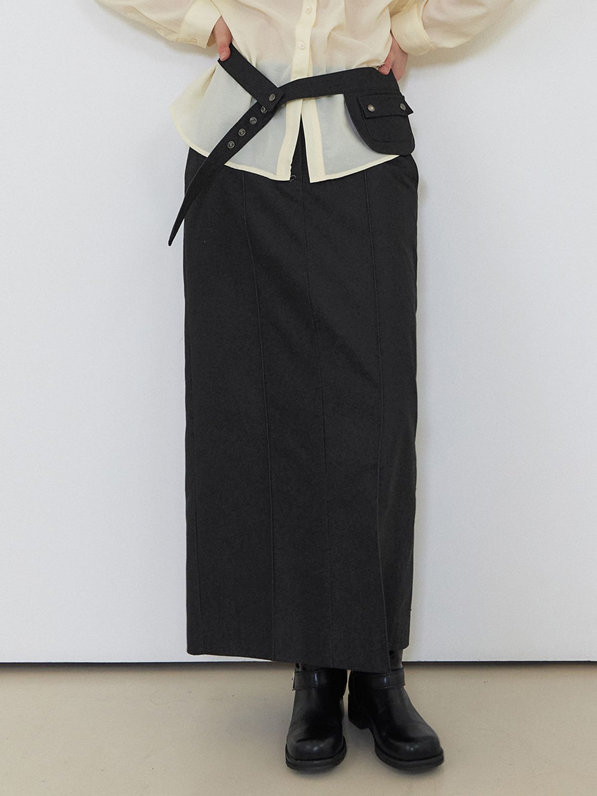 에트몽(ETMON) Belt Pintuck Long Skirt, Black