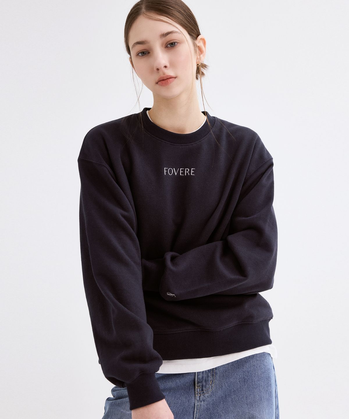 포베레(FOVERE) Cozy embroidery sweatshirt_navy