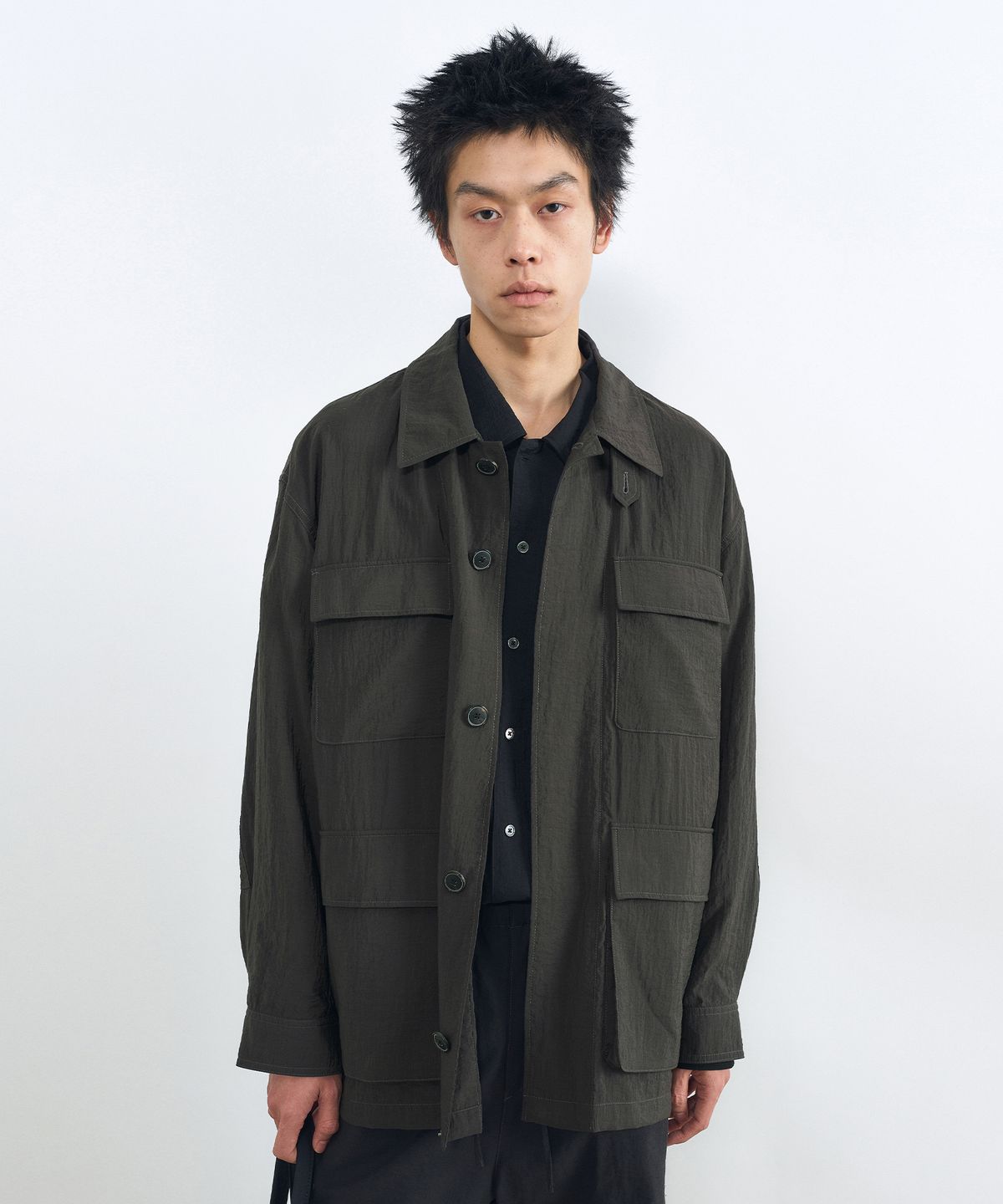 인사일런스(INSILENCE) 라이트웨이트 필드 자켓 DARK GREY