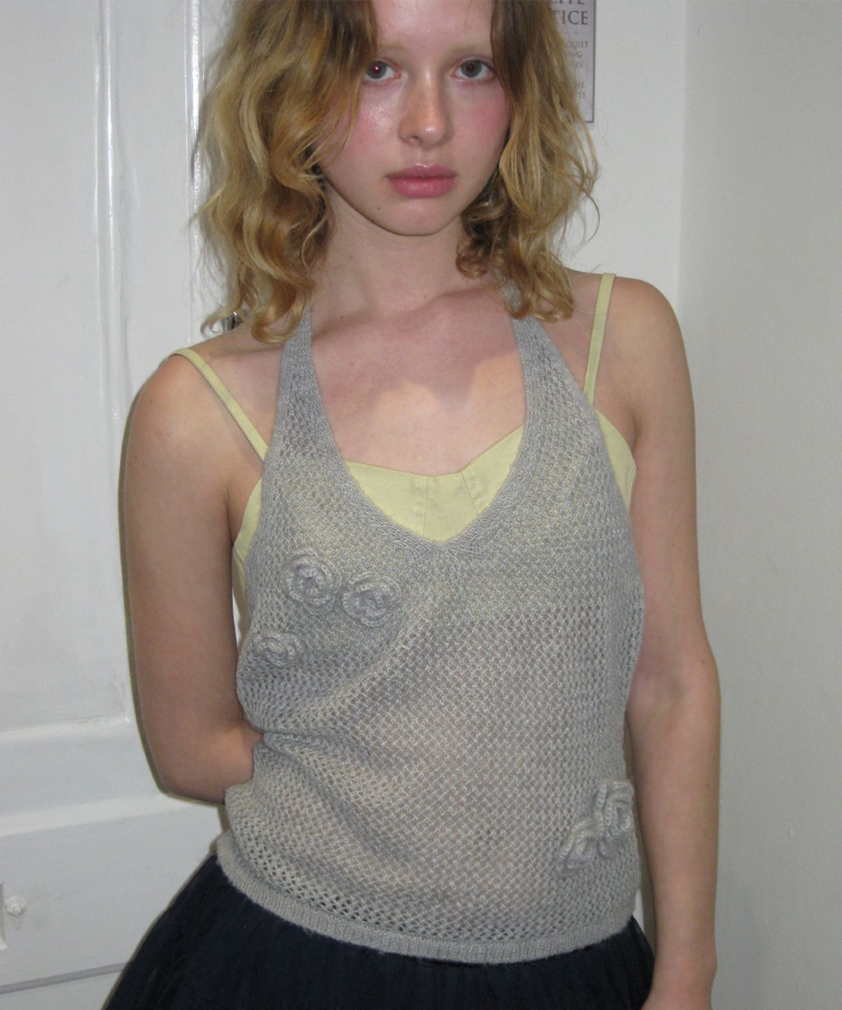 시눈(SINOON) Flower Halter Neck Knit Vest (Melange Grey)