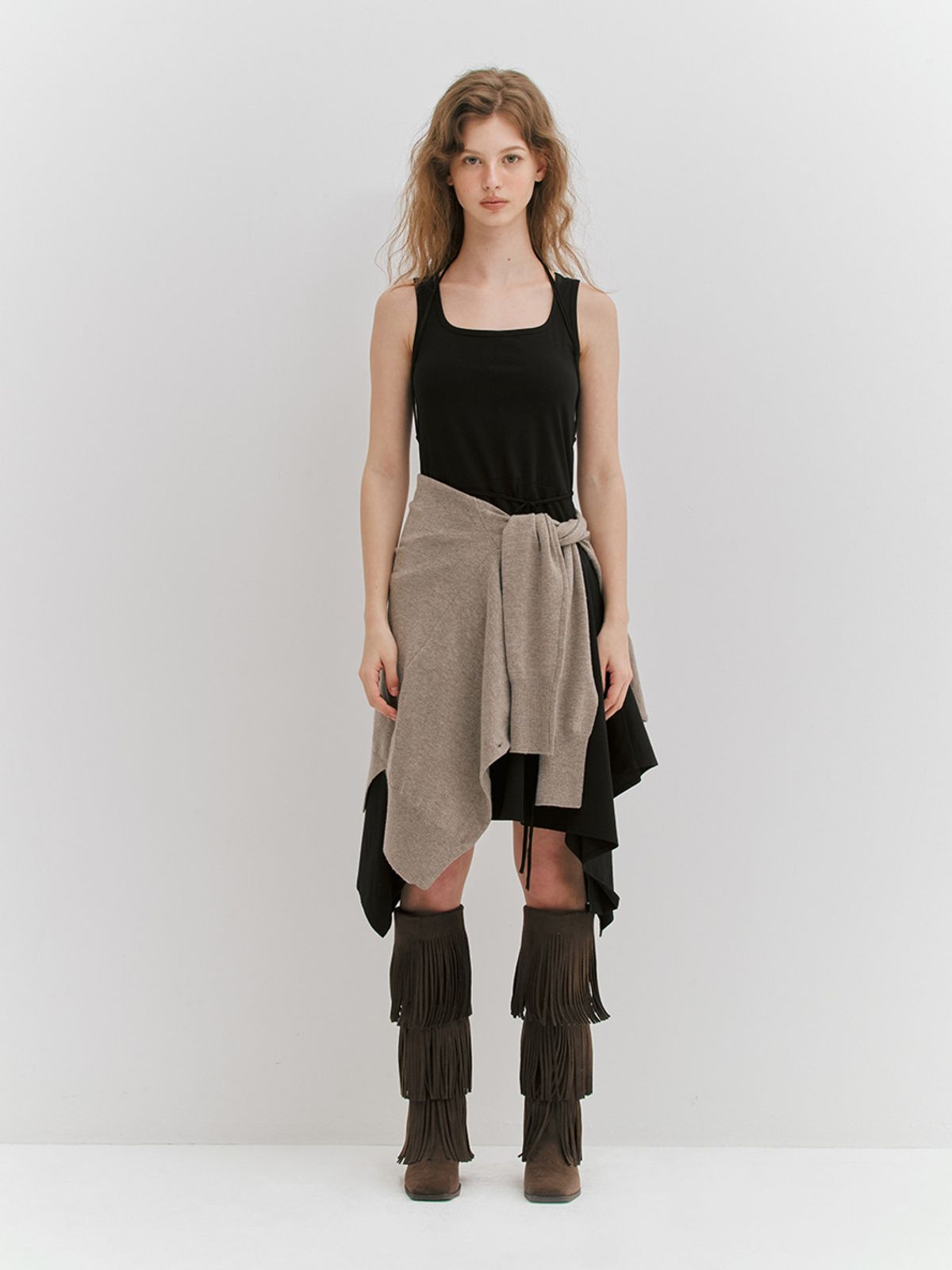 민더리(MEENDERI) STRAP CUTTING JERSEY DRESS - BLACK