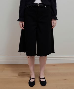 COTTON WIDE BERMUDA PANTS - BLACK