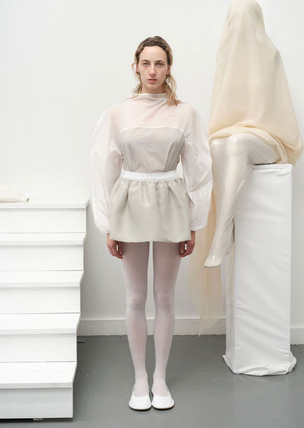 MUSINSA公式 | AMOMENTO SHIRRING ORGANZA BELT SKIRT (2COLORS)