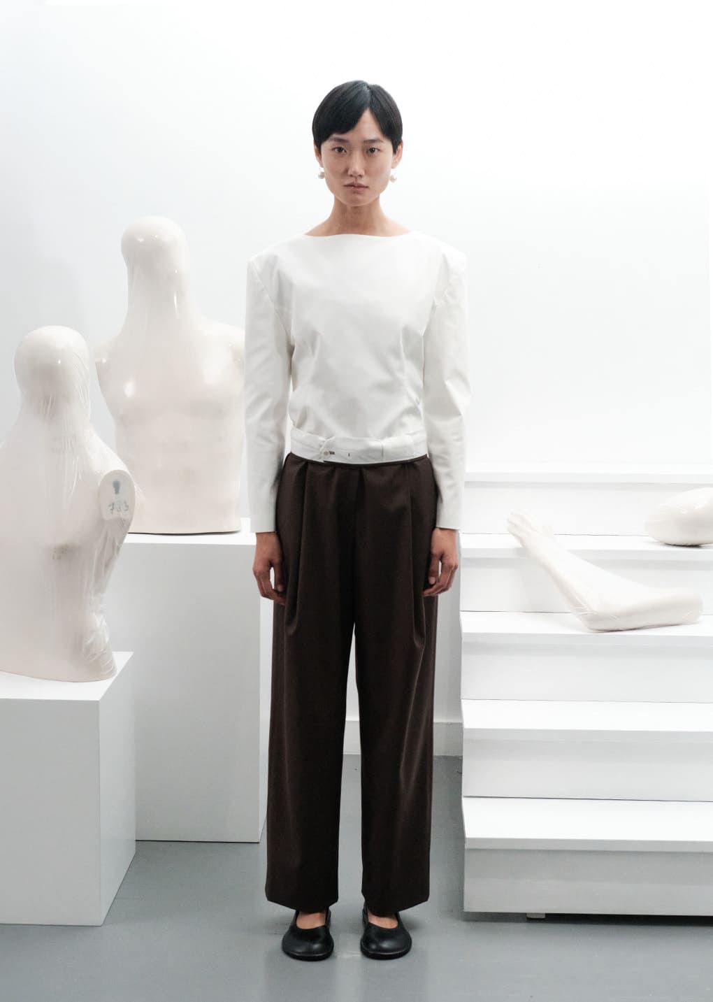 MUSINSA公式 | AMOMENTO BOAT NECK TWO WAY TOP (2COLORS)