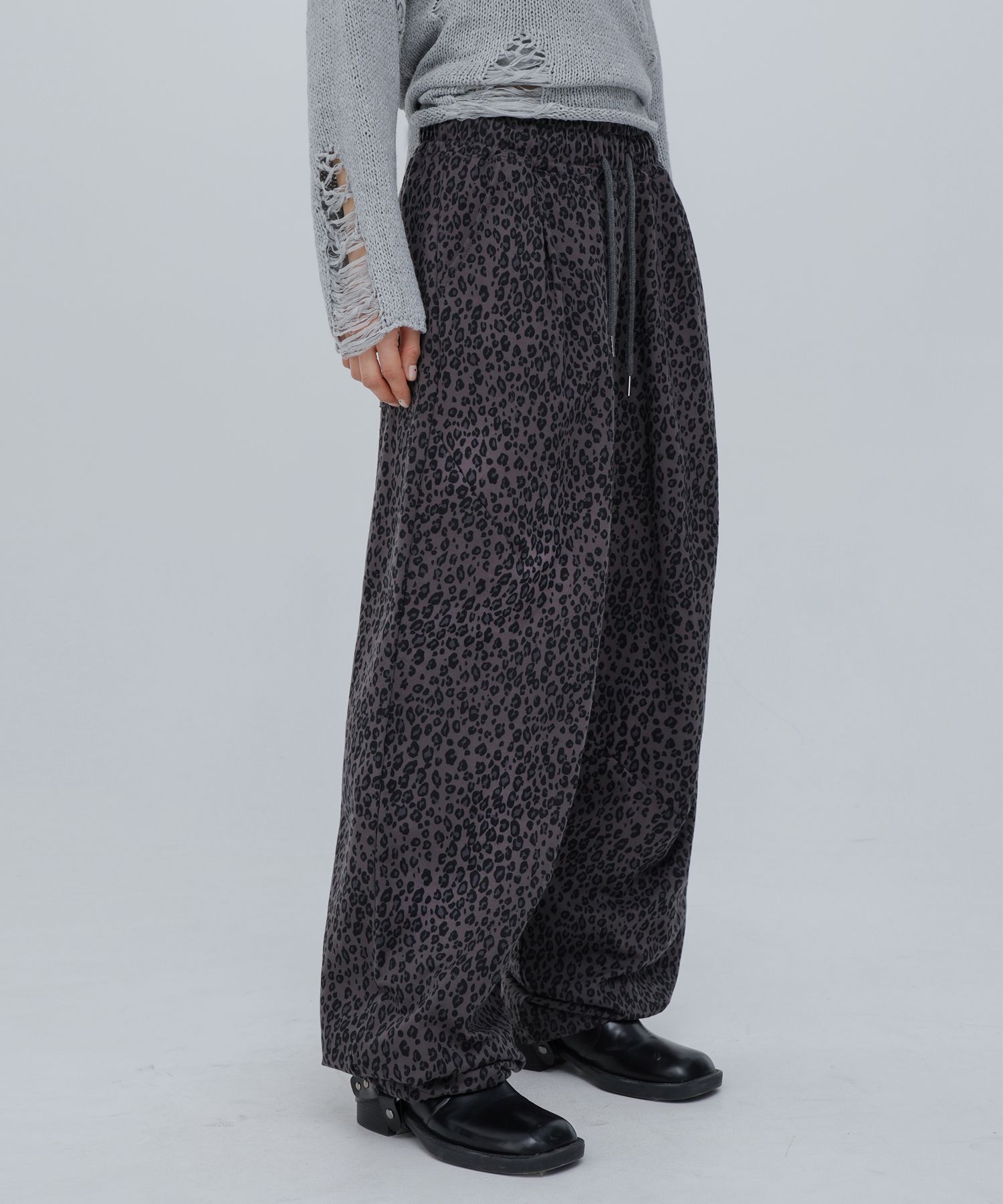 【CHICKS】Leopard Balloon Pants★韓国人気★ MUSINSA | CHICKS Leopard Balloon Pants Melange