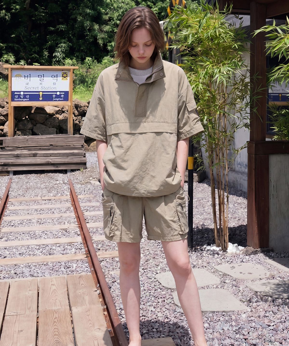 꼼소넛(COMSONNOT) Turtle Neck Anorak Half Set-Up(Khaki) CSOs-011 [Unisex]