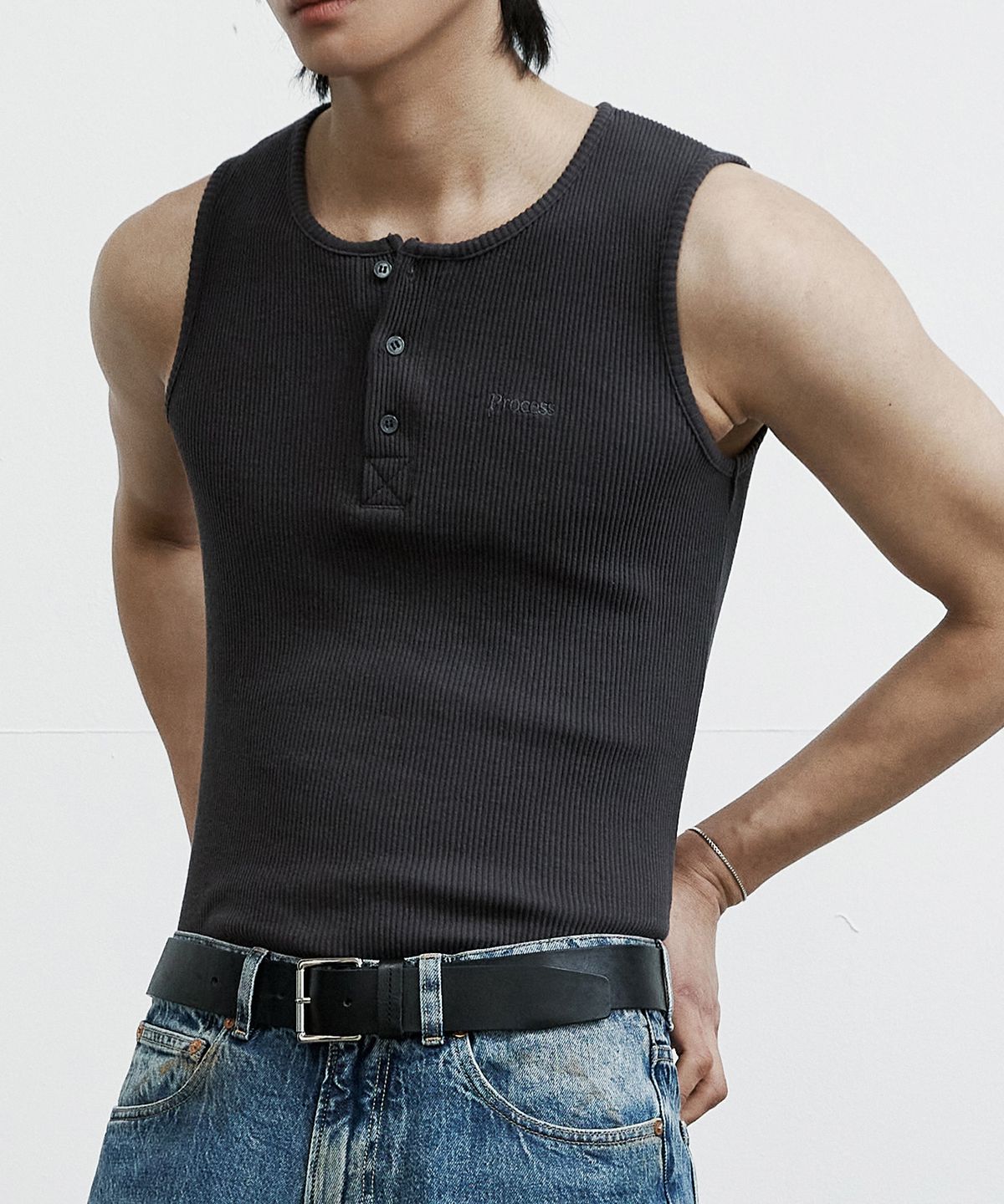피알씨에스에스(PRCSS) Henly Sleeveless - Charcoal