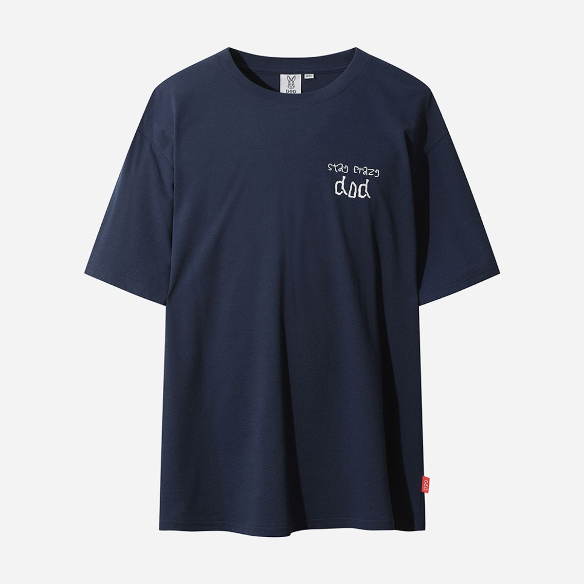 디오디(DOD) 소로나 레터링 그래픽 반팔 티셔츠 남자(NAVY)