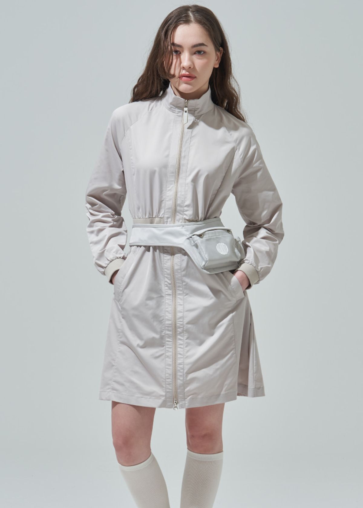 블루닷(BLUDOT) 풀집업 윈드브레이크 원피스_BG