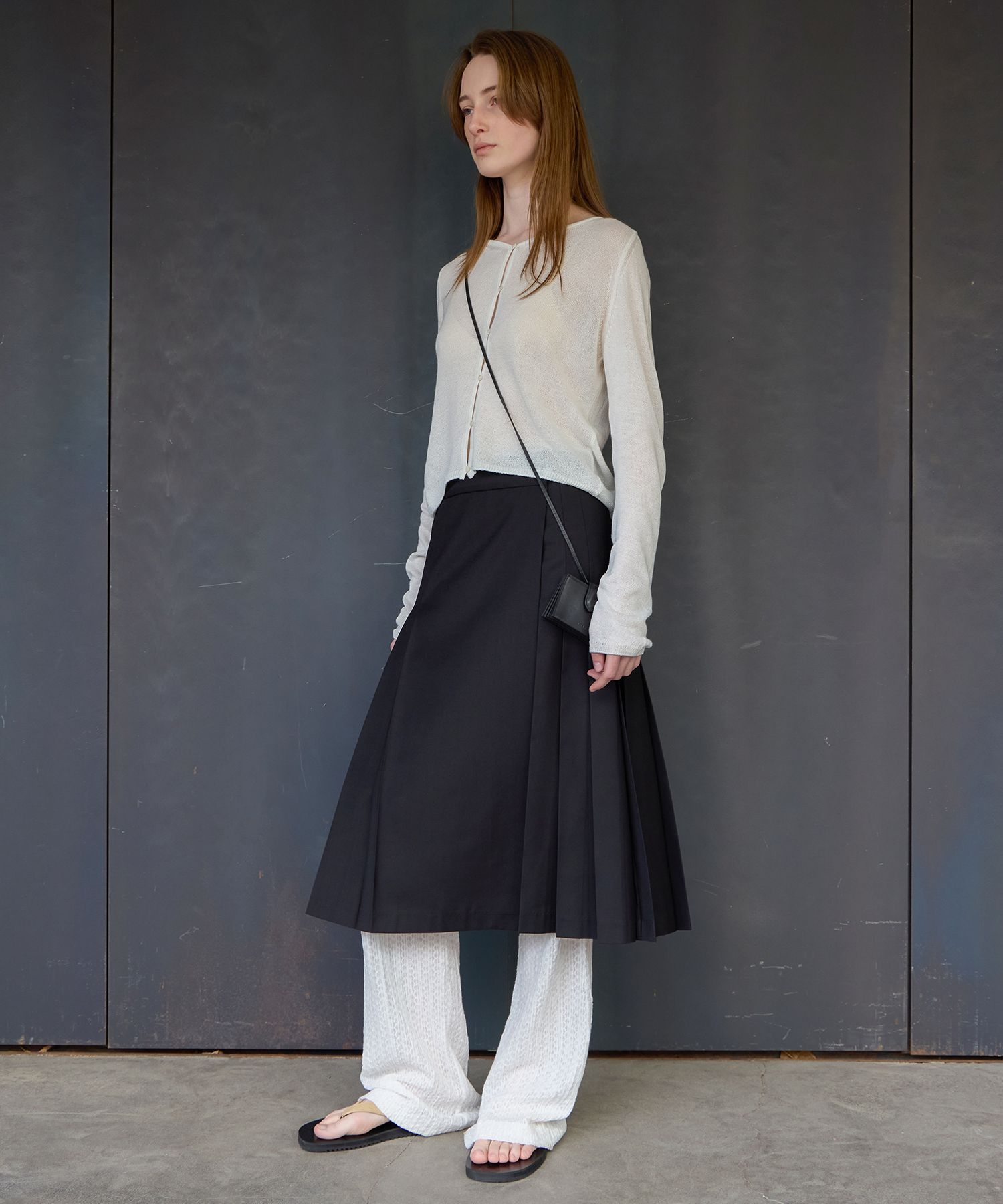 LEVAR ♥ Side-Pleated Wrap Skirt /追跡付 MUSINSA | LEVAR Side-Pleated Wrap Skirt - Black