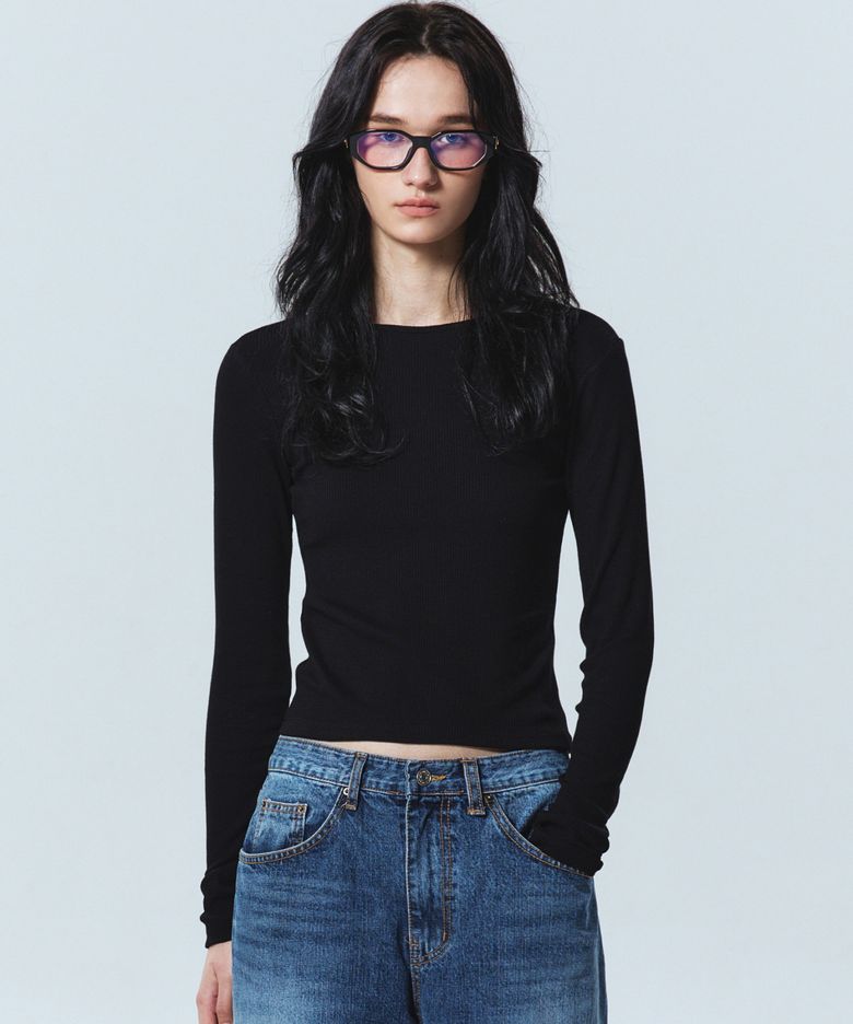 RIBBED SEMI CROP ROUND TOP_BLACK