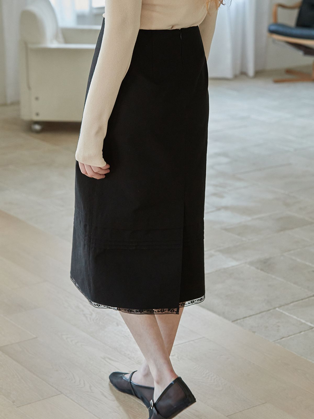비뮤즈맨션(BEMUSE MANSION) Pintuck lace H-line skirt - Black