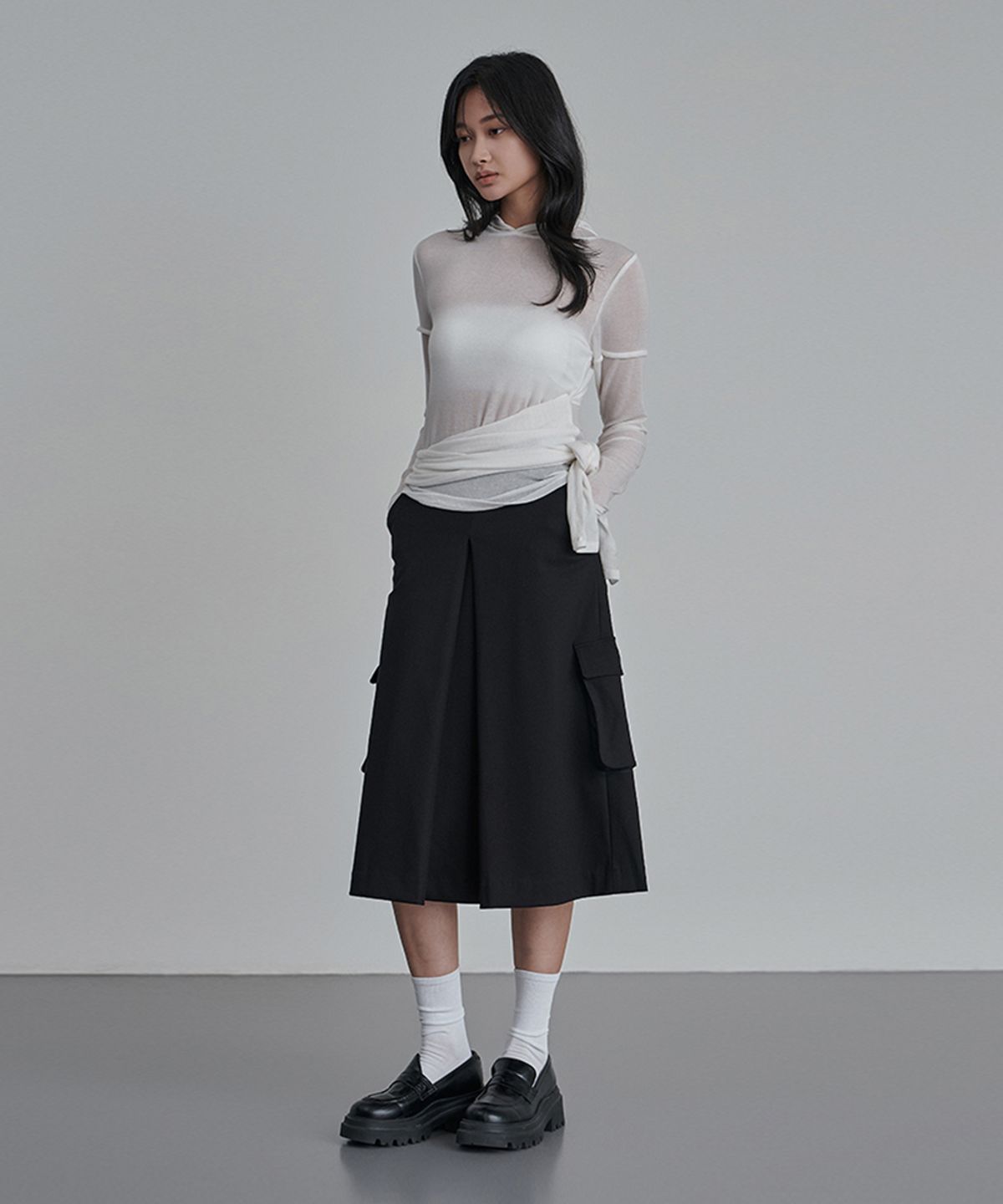 이예(YIYAE) Ciel Ligne Pocket Pleat Skirt Black