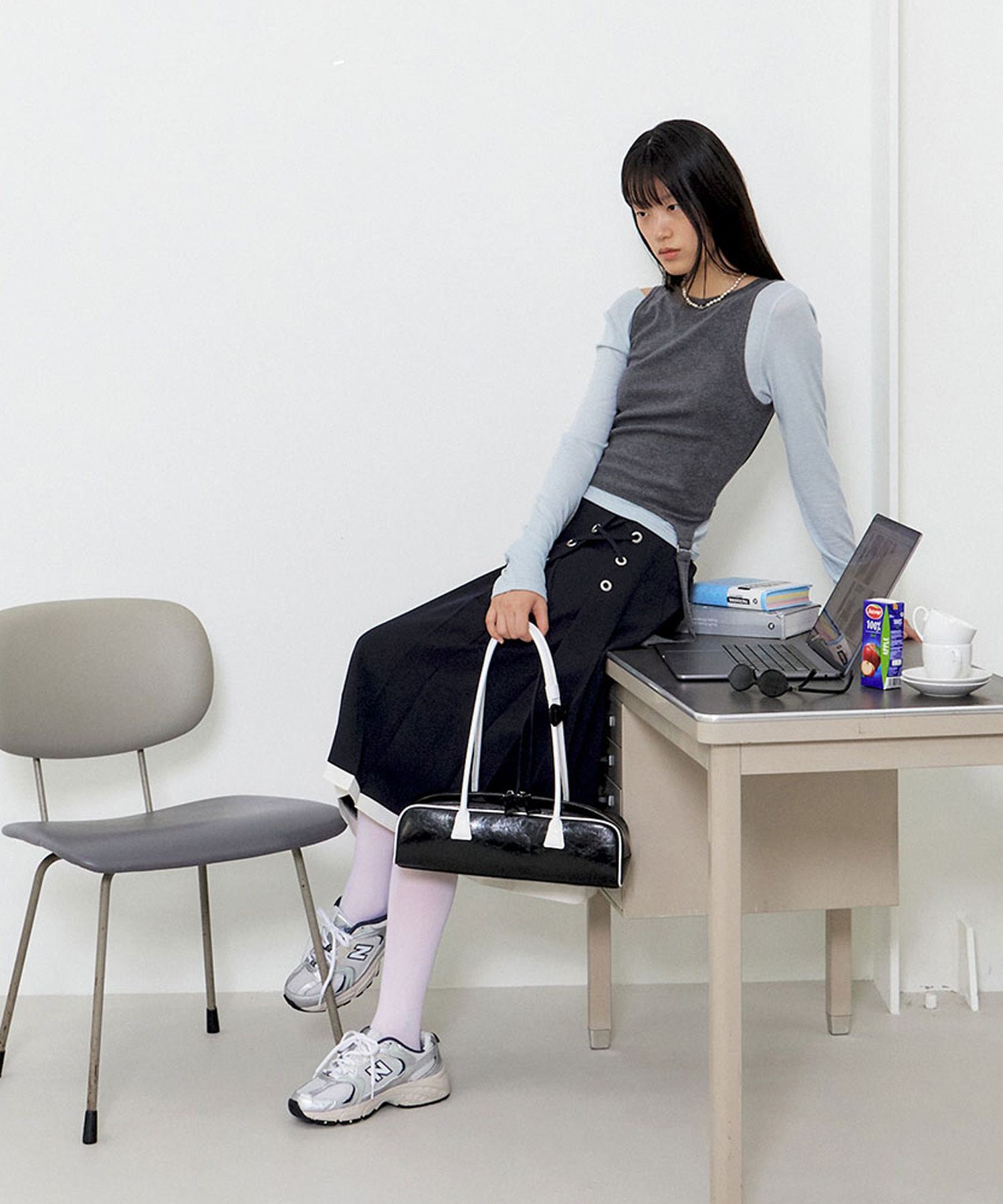 ★ MARRON EDITION★  25 Spring_ Navy Eyelet Pleated Skirt MUSINSA | MARRON EDITION 25 Spring_ Navy Eyelet Pleated Skirt