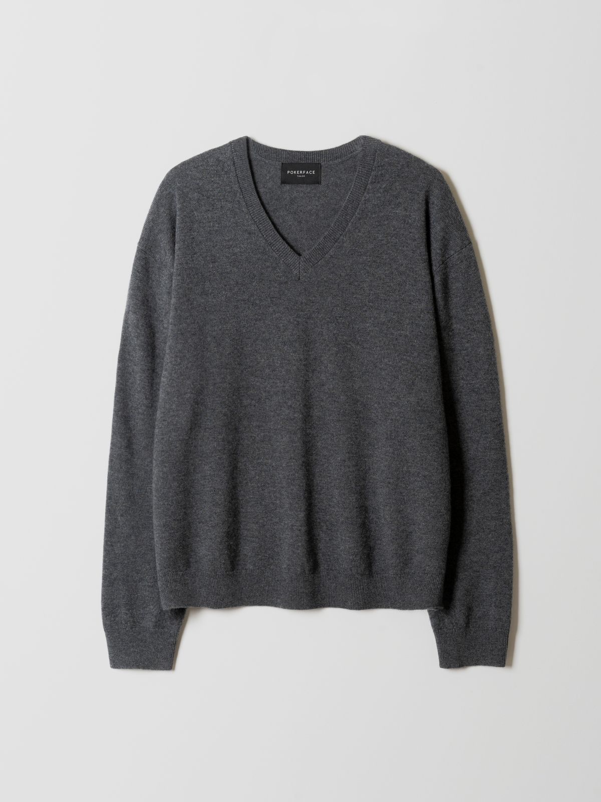 포커페이스(POKERFACE) FARASHA CASHMERE V NECK KNIT CHARCOAL