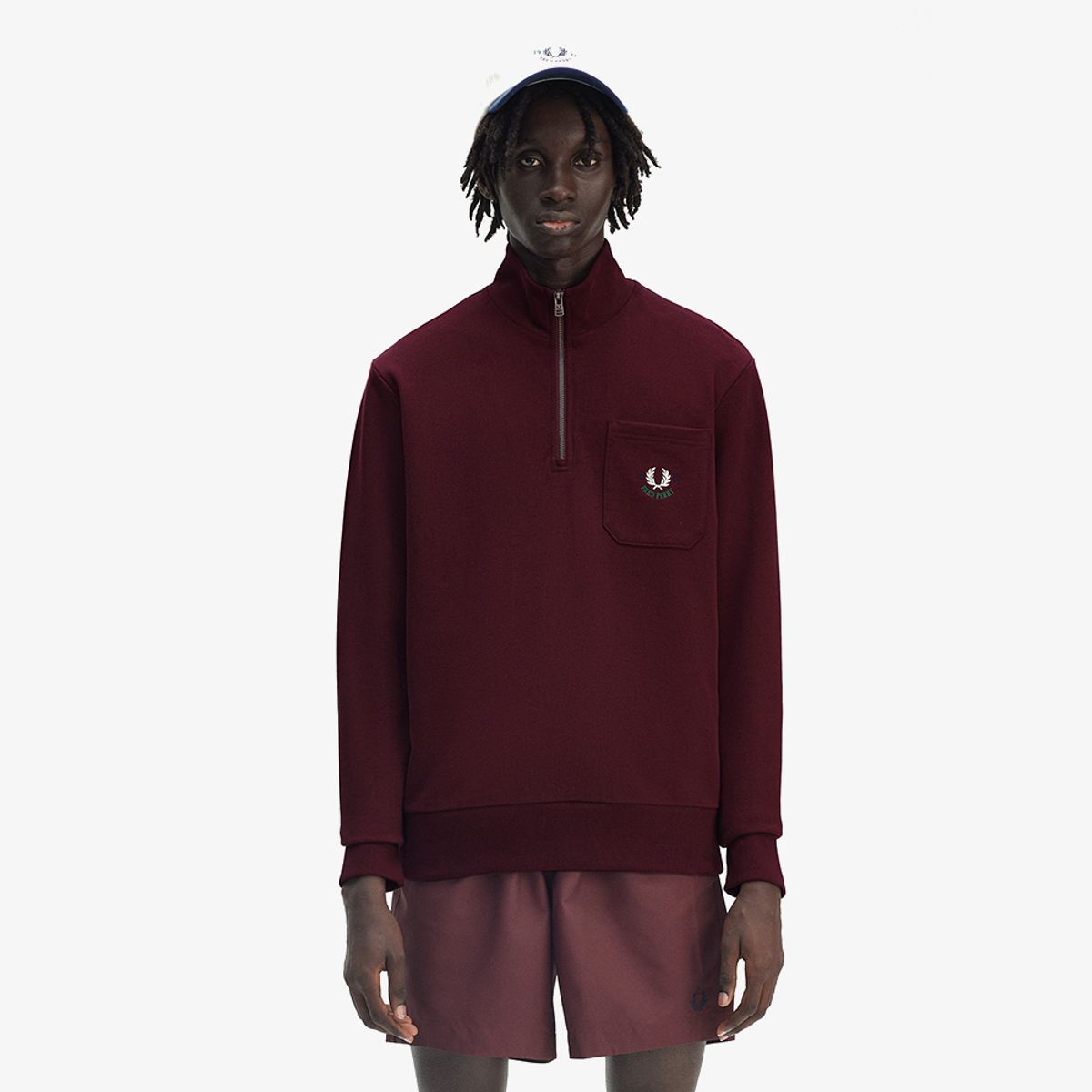 프레드페리(FRED PERRY) [Clubhouse] 엠브로이더드 챔피언 하프집 스웻셔츠 - 옥스블러드 AFPM2519847-K22
