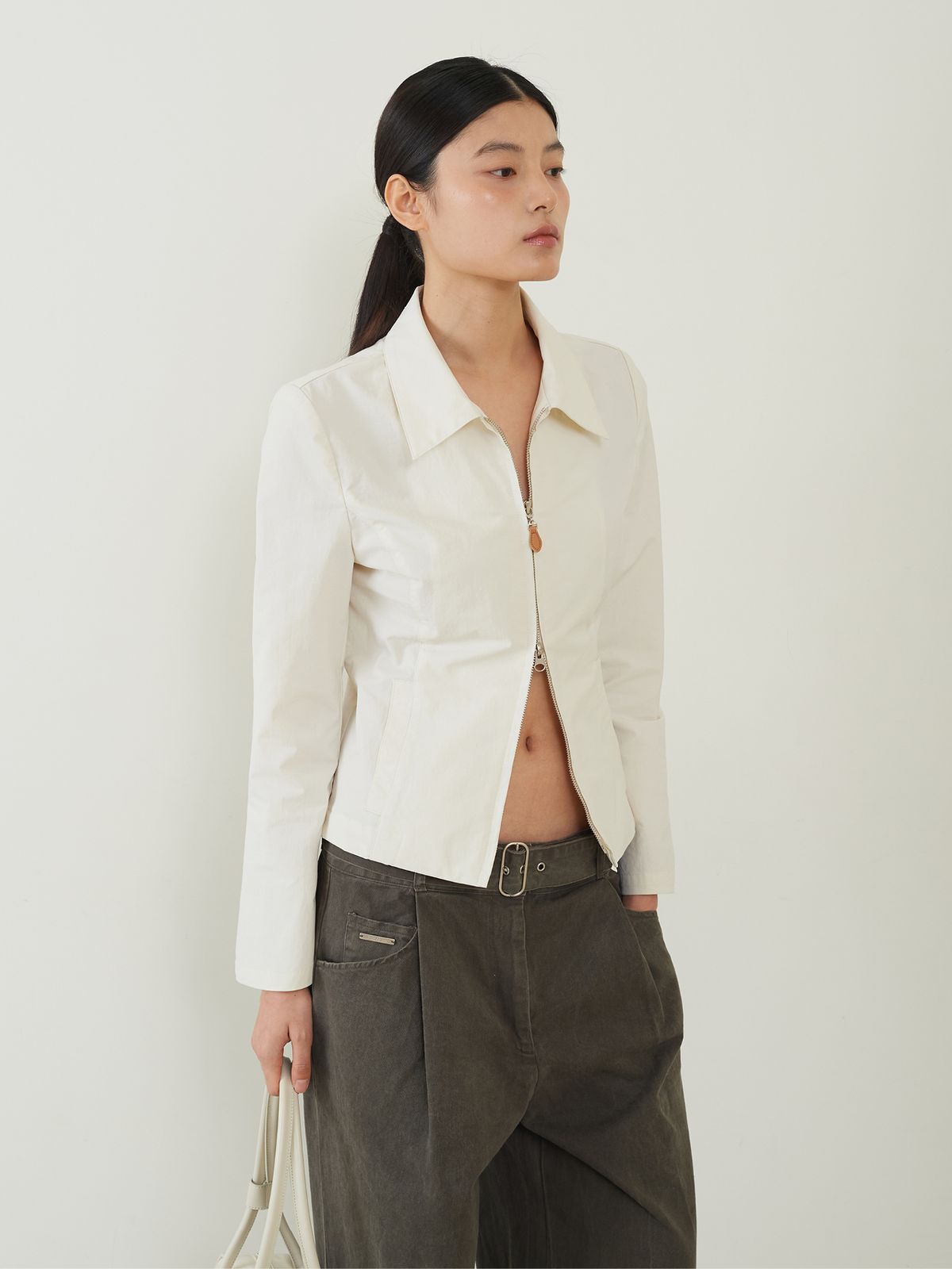 프롬웨얼(FROMWHERE) Zip-Up Slim Jacket Cream