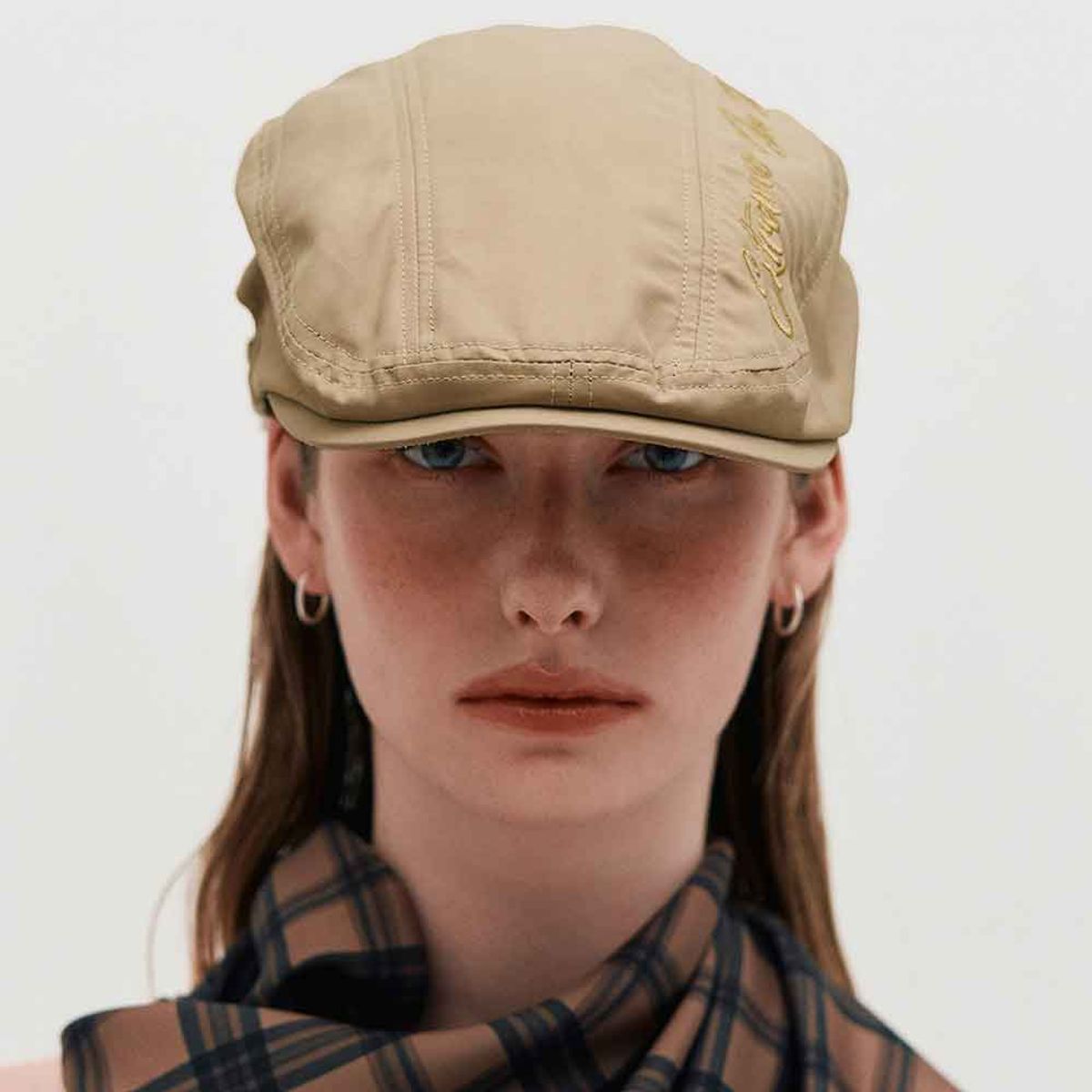 킴지수(KIMZISU) Embroidered Hunting Cap _ BEIGE